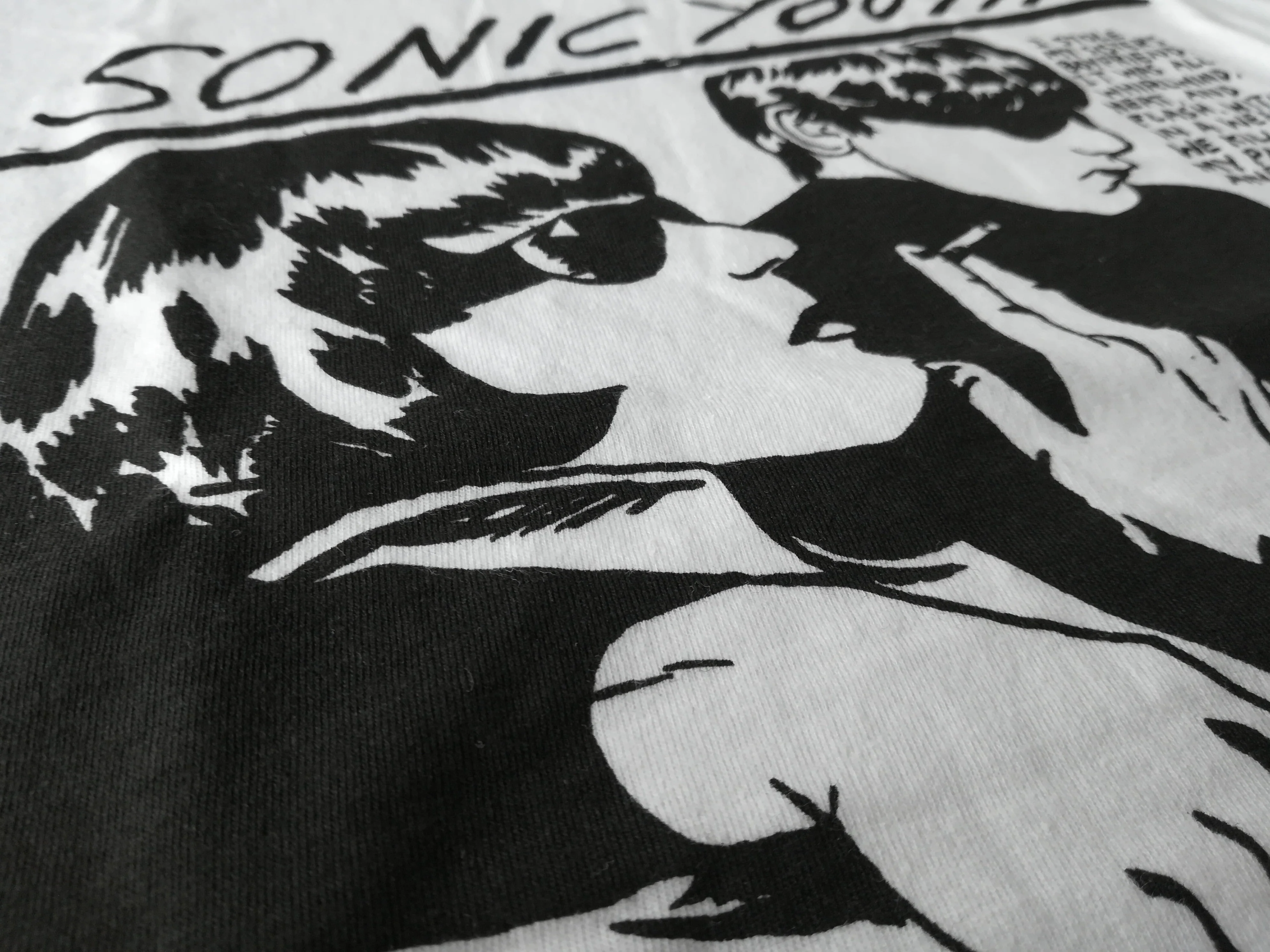 Goo White T-Shirt - Image 4
