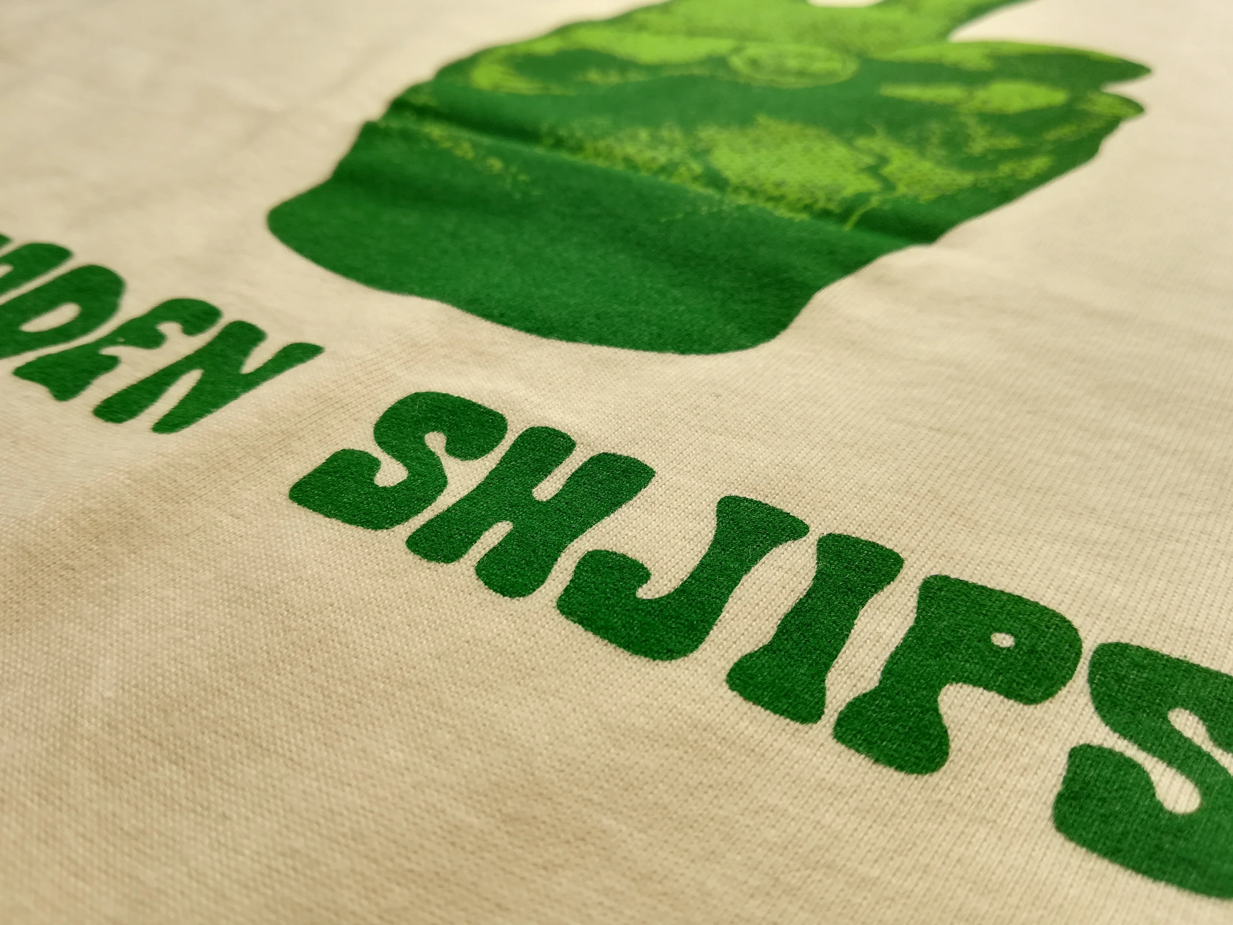 V T-Shirt - Image 3